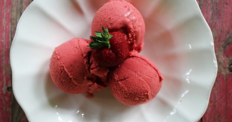 Roasted Strawberry Ice-cream
